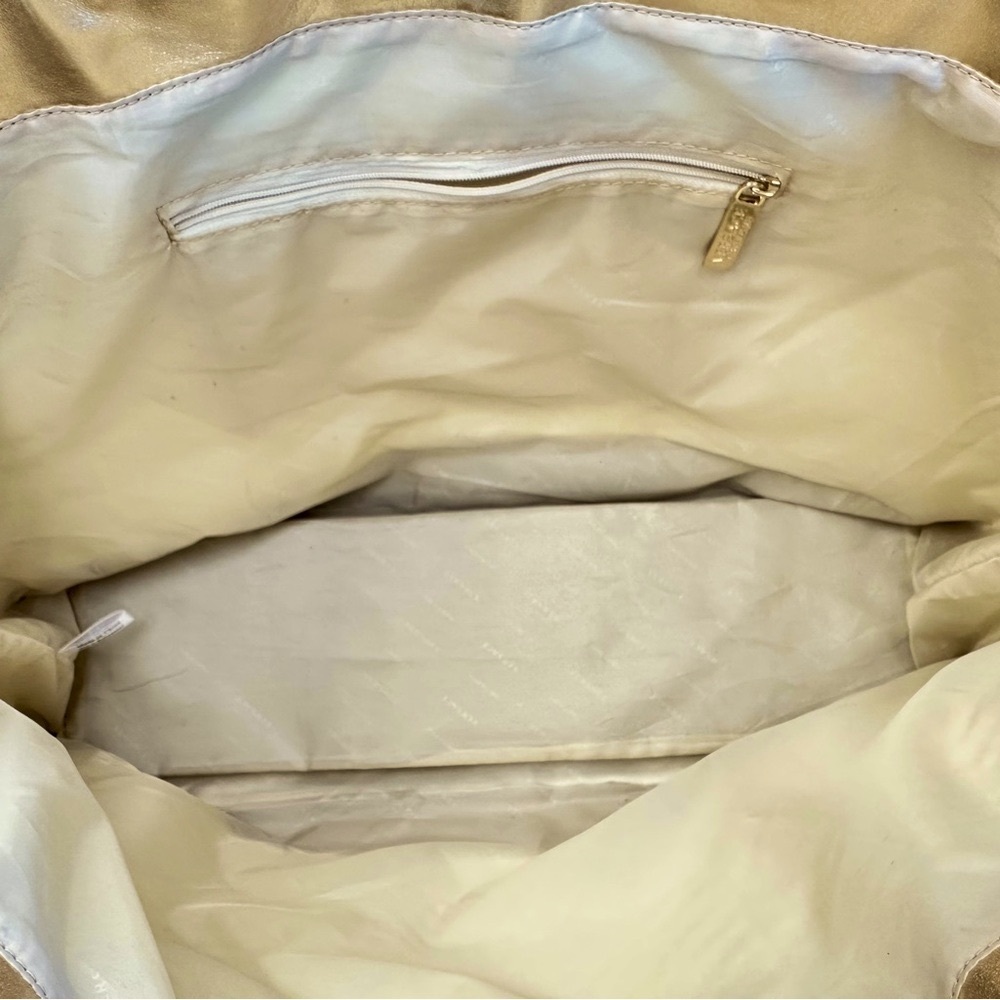 Versace Gold Wave Pattern Tote Bag - Picture 3 of 5